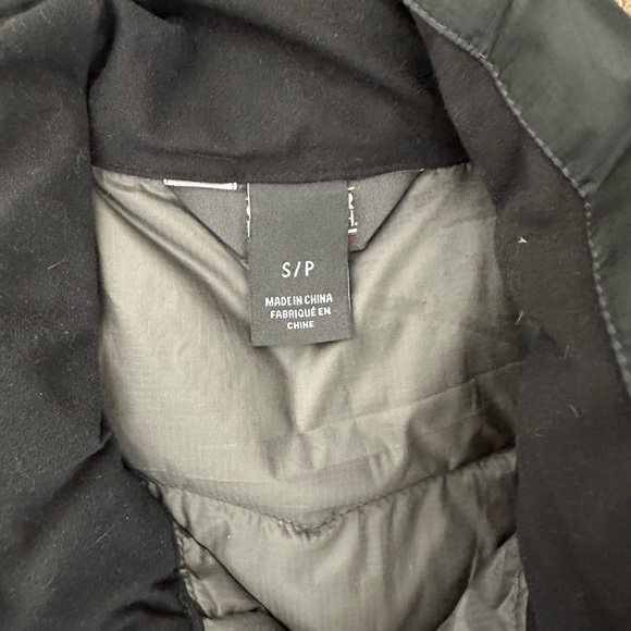 Outdoor Research Men’s Transcendent Grey Down Jacket, size small - Picture 6 of 8